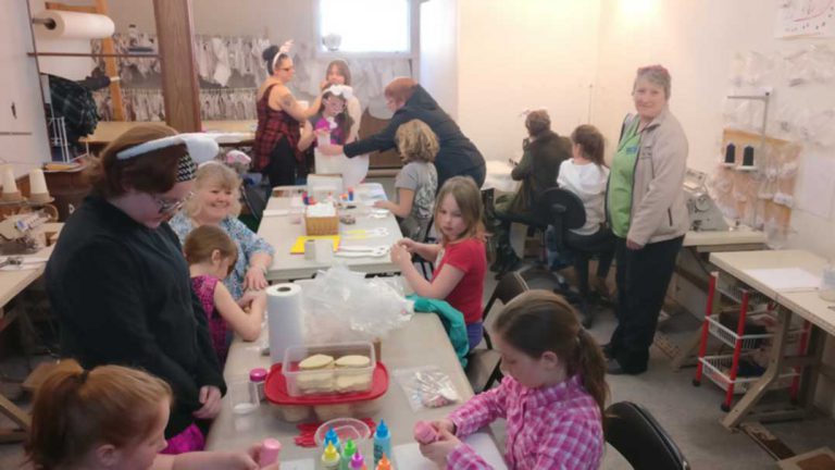 2 Blue Girlz Easter event was a hopping success