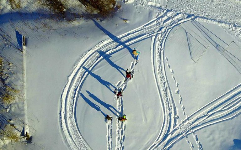 Manitoulin Poweroff and Play event connects families, old school style