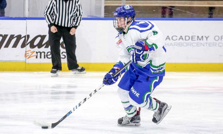 Kelly Babstock signs with NWHL’s Buffalo Beauts
