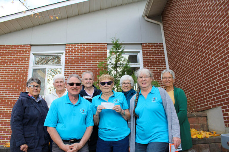 Annual Blizzard Golf Tournament donates proceeds to Mindemoya Hospital Auxiliary
