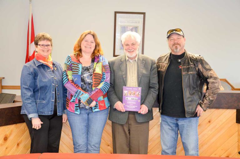 Starlight Foundation presents Central Manitoulin with plaque