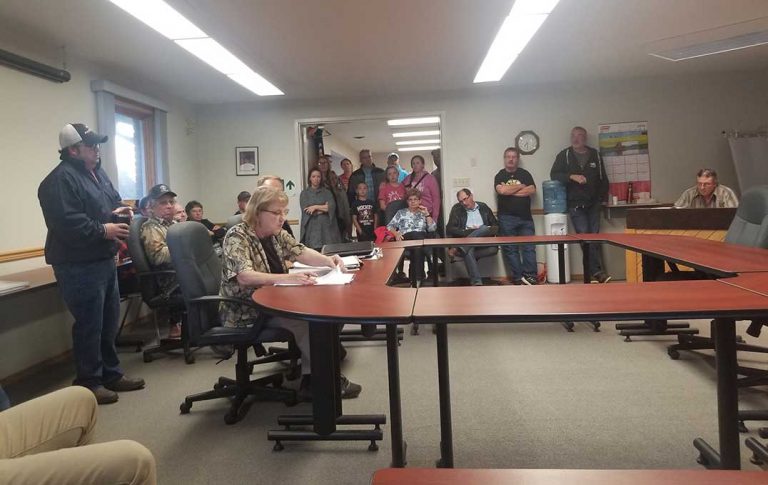 Central council repairing Mindemoya arena, planning for new recreation centre