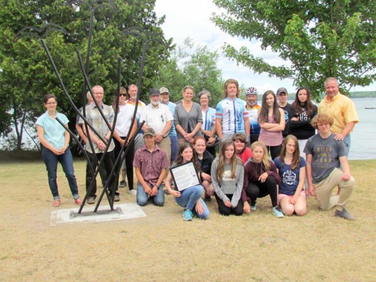 Student-designed sculpture unveiled in Mindemoya