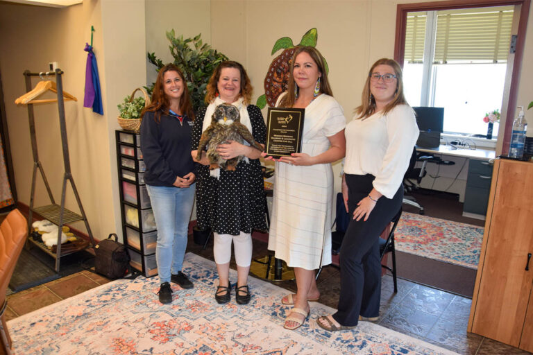 Mnidoo Mnising early learning group awarded Champion for Children Award