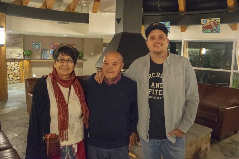 Dutch father and son celebrate Wiky roots