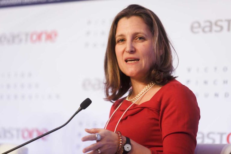 Federal government walking a fine line in fall economic statement