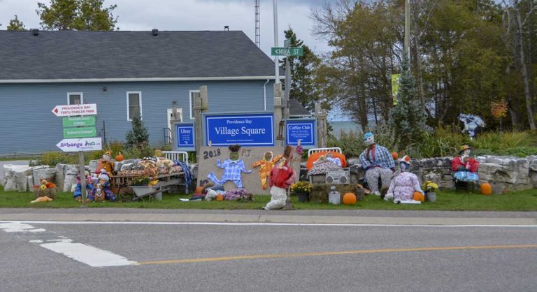 Get decorating for Harvest Glory Days