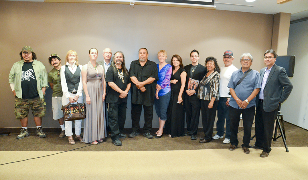A vertitable who’s who of the Manitoulin art community gather for a historic photograph with the Heart of Turtle Island curatorial team and historian Dominic Beaudry at the Manitoulin Hotel and Conference Centre. The art exhibit showcases the Anishinaabe art of the Manitoulin region. photo by Michael Erskine