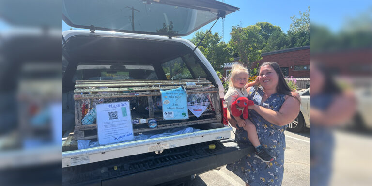 Lucky the Lobster tours Manitoulin