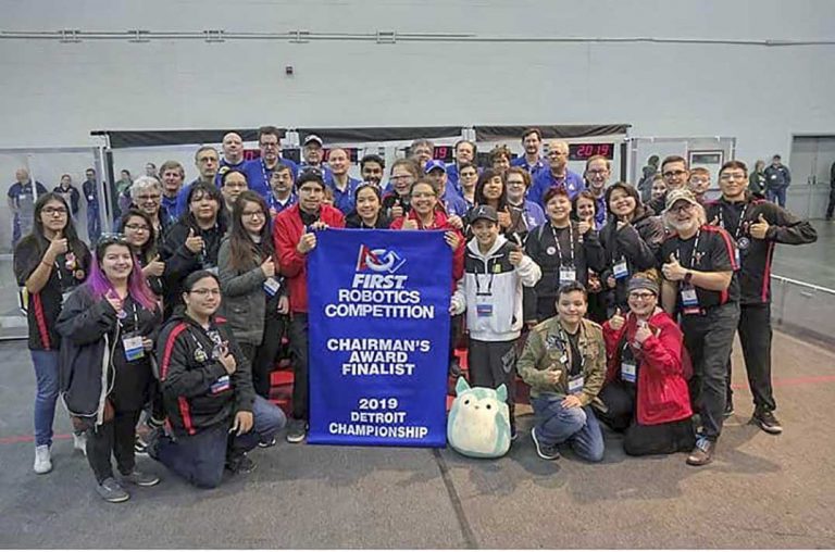Wiky High robotics team places in top group for prestigious Chairman’s Award at world championships