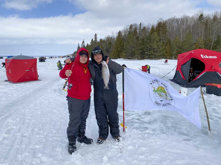 More than 700 anglers in Ice Showdown