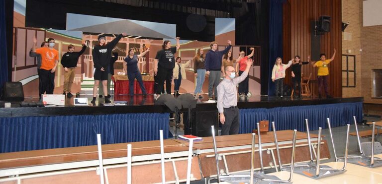 Manitoulin Secondary School returns to the stage with ‘Something Rotten’