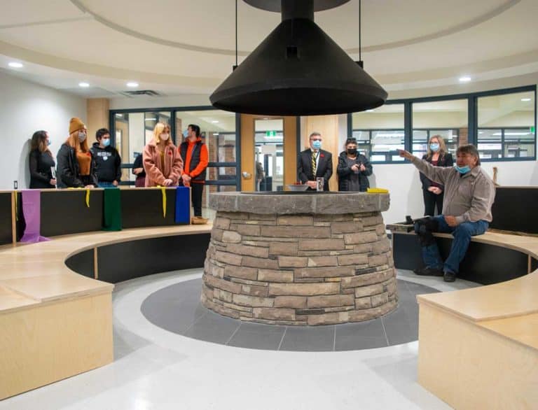 Rainbow Board unveils MSS renos