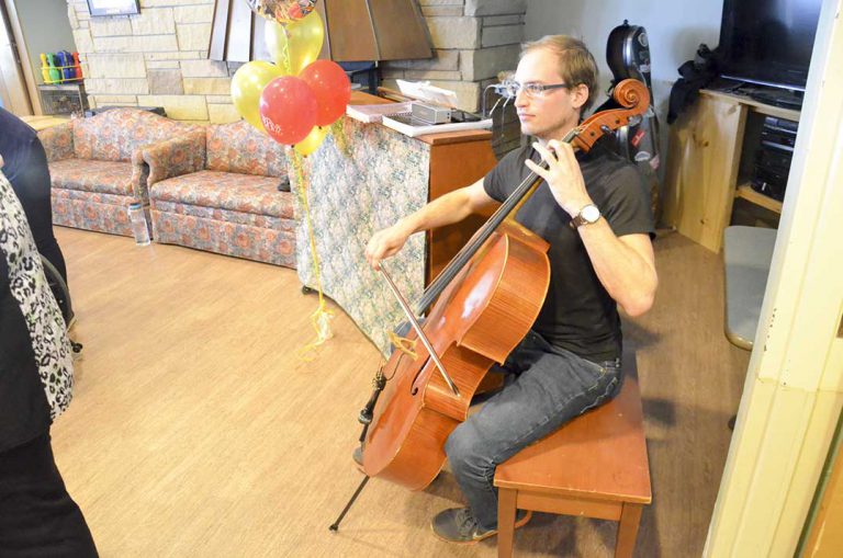 Centennial Manor puts on a fine spread for its volunteers