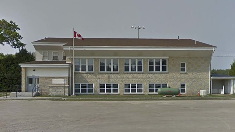 Council approves funding to remove mould from Mindemoya Community Centre