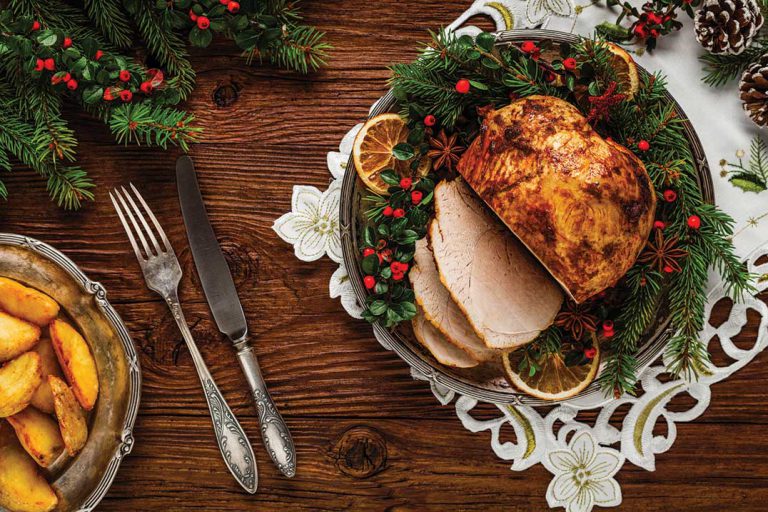 Elliott’s Restaurant serves up turkey dinner to 100