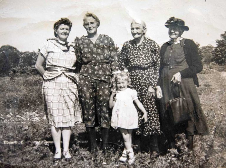 Now & then: Geraldine (Jean) Robinson