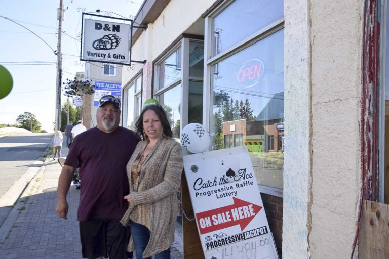 New D and N confectionery opens in Little Current