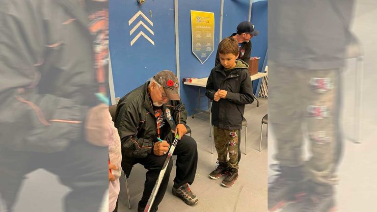 Reggie Leach receives Order of Canada