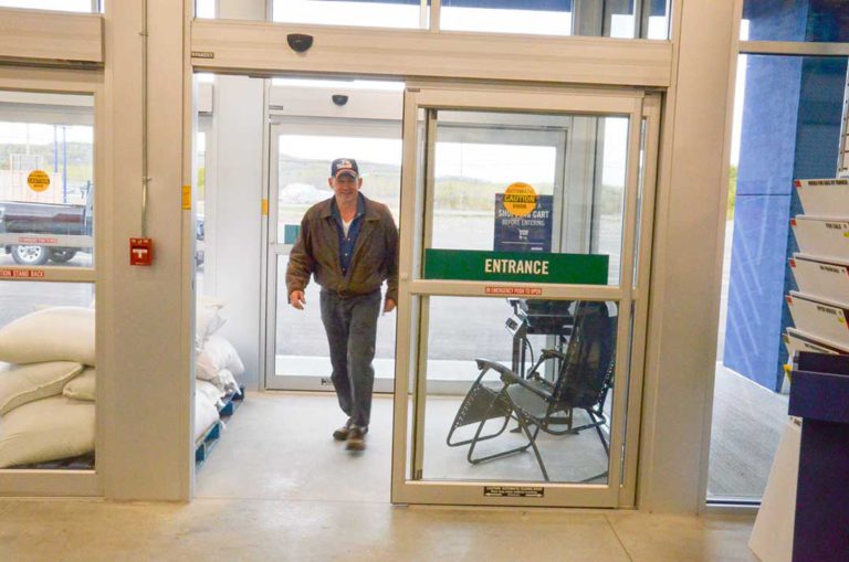 New RONA Home Building Centre opens in Little Current