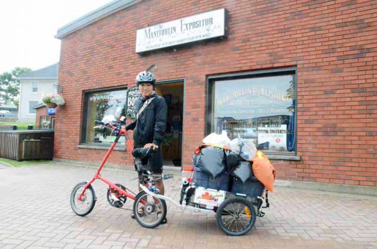 South Korean cyclist seeks his dream on the road