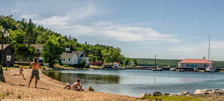 Kagawong: Beachward Ho! Sink your toes into the sands of Mudge Bay on a tour of “Ontario’s Prettiest Village”