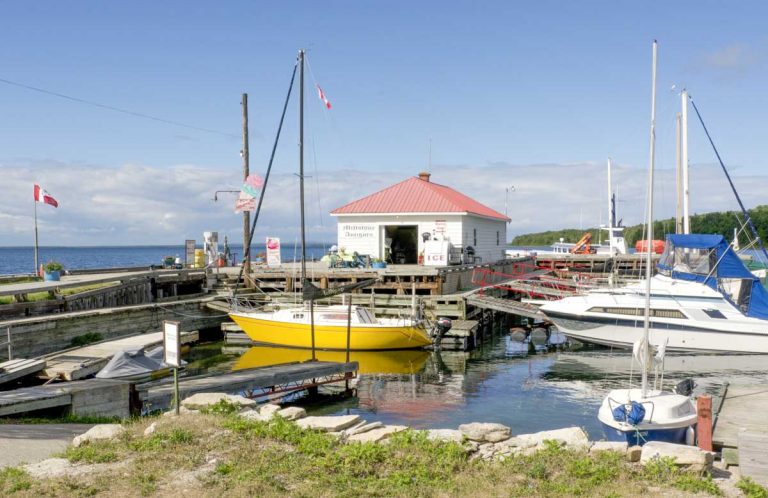 Aus Hunt Marina boat launch ramp will remain open as remedial work carried out