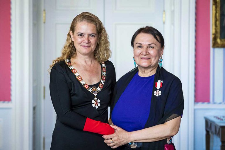 Dr. Shirley Cheechoo receives Order of Canada