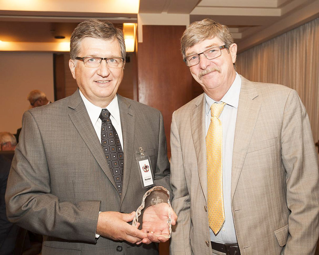 Mindemoya’s Doctor Andrew Stadnyk honoured by the College of Physicians and Surgeons of Ontario