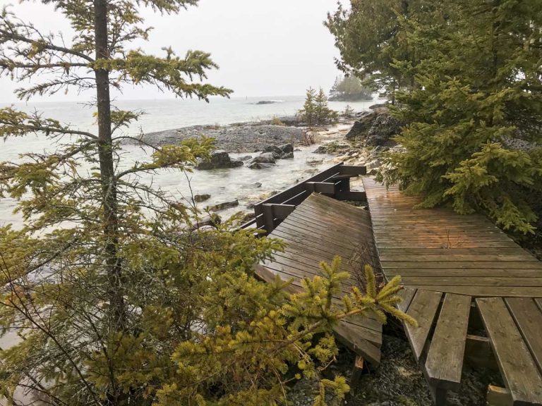 Island coastal towns brace for record high water levels