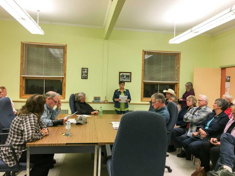 Tehkummah dismisses clerk