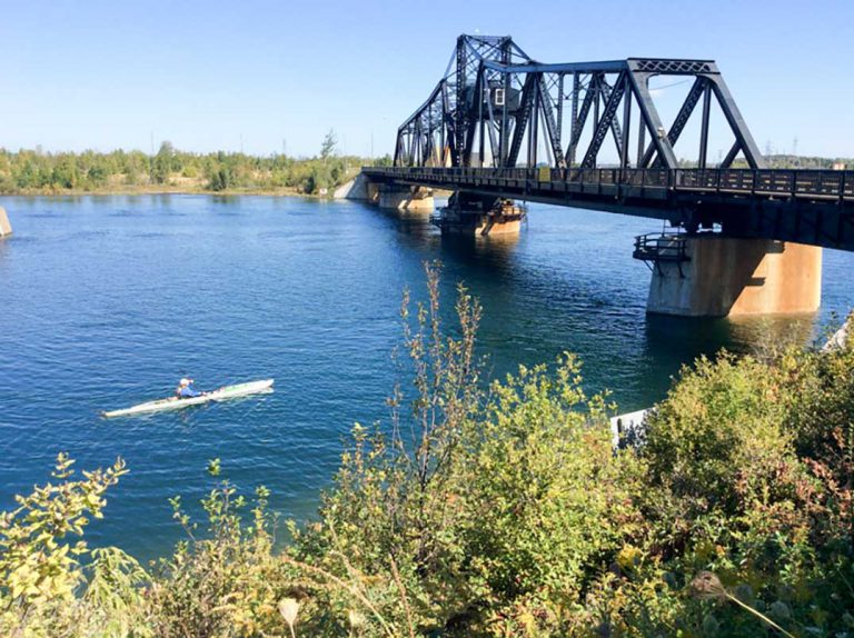 Missouri woman seeks to be first to circumnavigate all the Great Lakes in one season