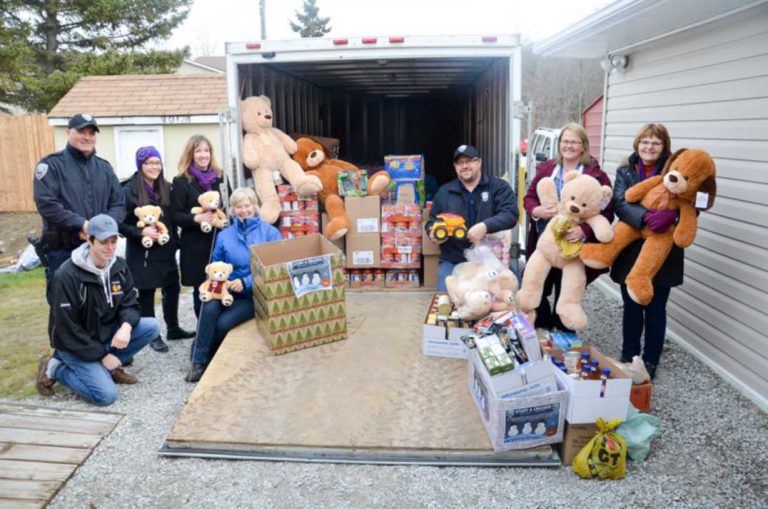 Stuff-a-Cruiser produces a trailer-load of Christmas kindness on Manitoulin