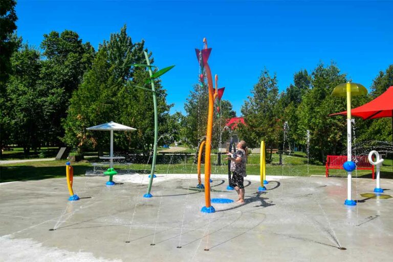 Aundeck Omni Kaning opens new beachside splash pad