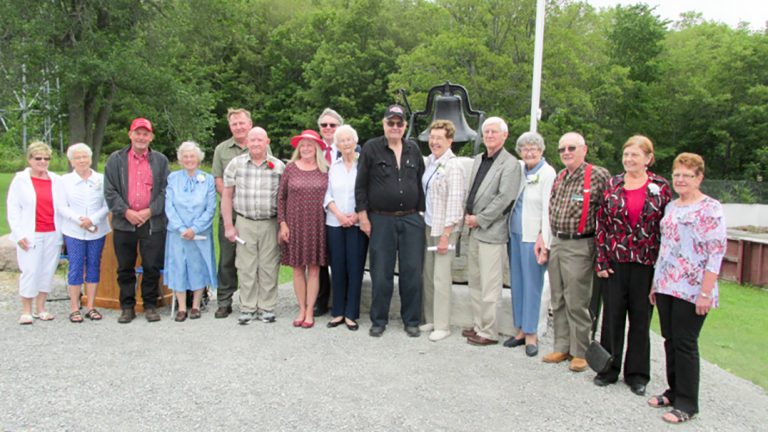 Burpee Mills holds dedication of school bell monument and recognition of first settlers