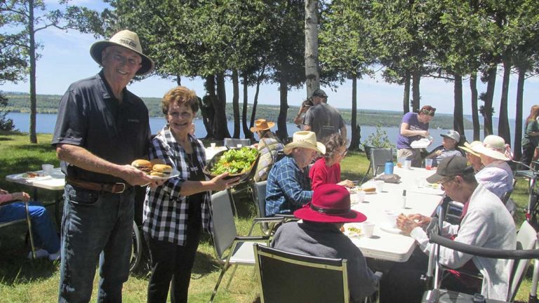 Island couple hosts barbecue for residents of Manitoulin Lodge Nursing Home