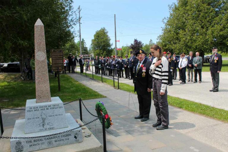 Island Legions observe Decoration Day