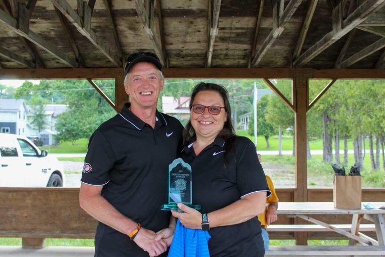 Northern Ontario Hockey Association honours veteran volunteers