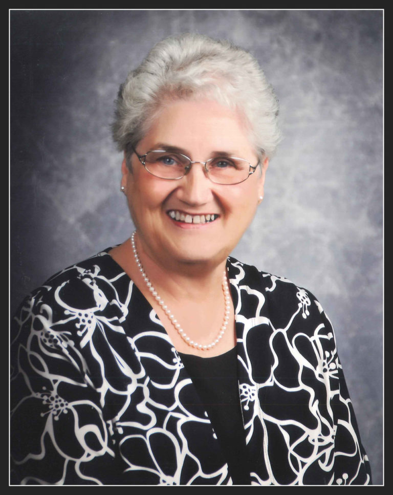 VICTORIA “MAXINE” JEWITT