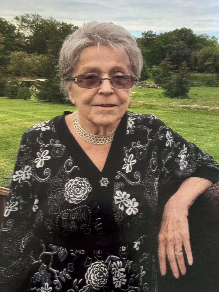 DOROTHY “KIT” ANN VOLLICK