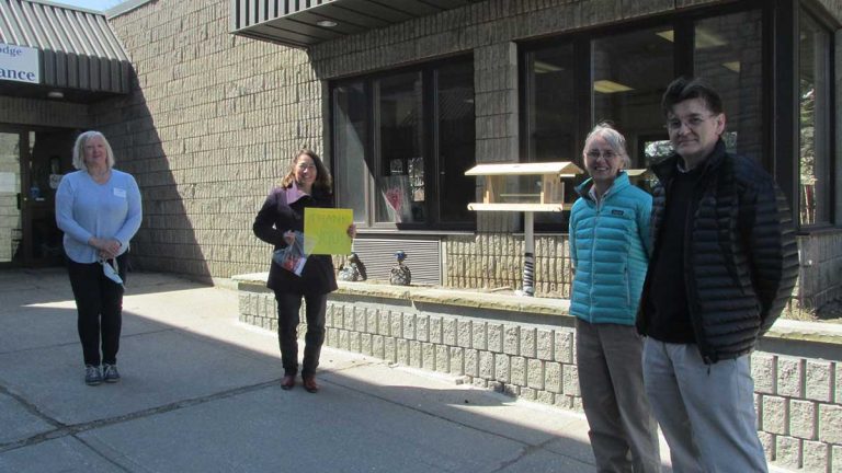 Gore Bay doctors present tokens of their appreciation to Manitoulin Lodge staff
