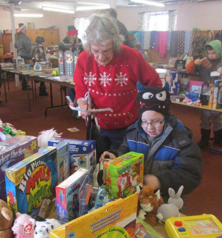 Children shop for free event proves once again to be successful