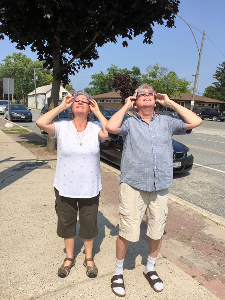 Gore Bay residents offer main street solar eclipse viewing