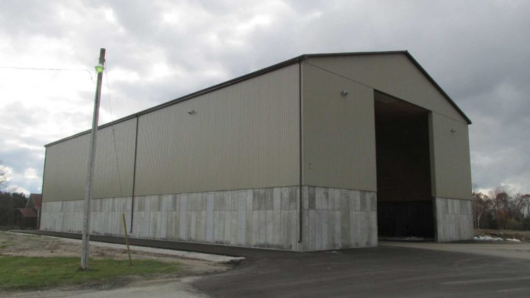 Construction of new sand-salt storage facility in Gore Bay is now complete