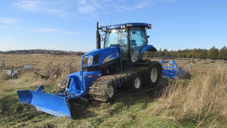 Snowdusters receive newer model groomer for Western Manitoulin