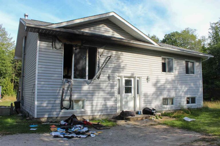 Quick-thinking horseshoe players credited with saving M’Chigeeng burning home from total loss