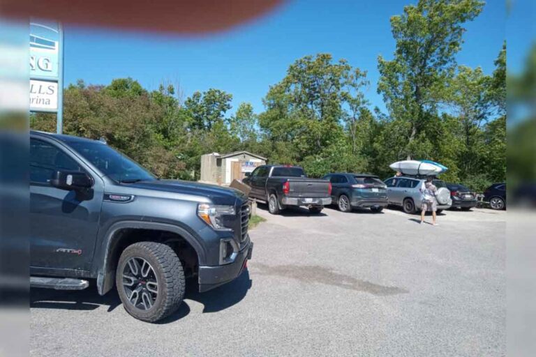 Billings continues to push for Bridal Veil parking changes with MTO reps