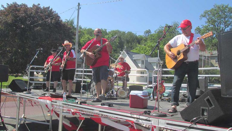 Island musician Larry Karn to be inducted into Great Northern Opry