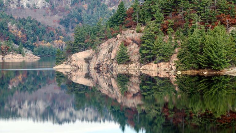 FedNor supports youth employment, enhanced camping tourism in Killarney