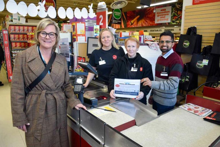 Lavish Your Independent Gocery store teams with MHC on fundraising